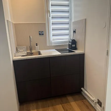 élégant T2 Sur Cour Goncourt