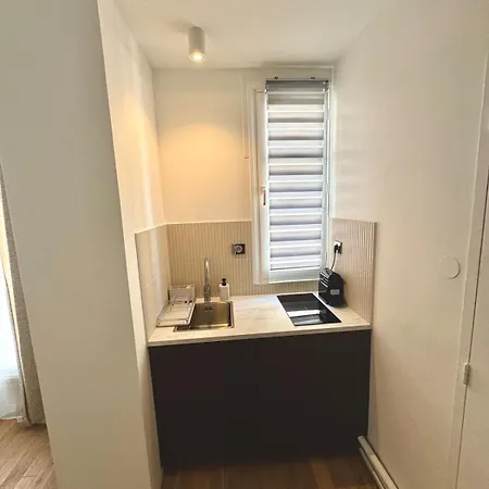 élégant T2 Sur Cour Goncourt *