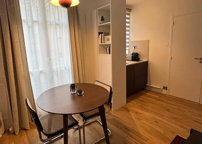 élégant T2 Sur Cour Goncourt Appartement *